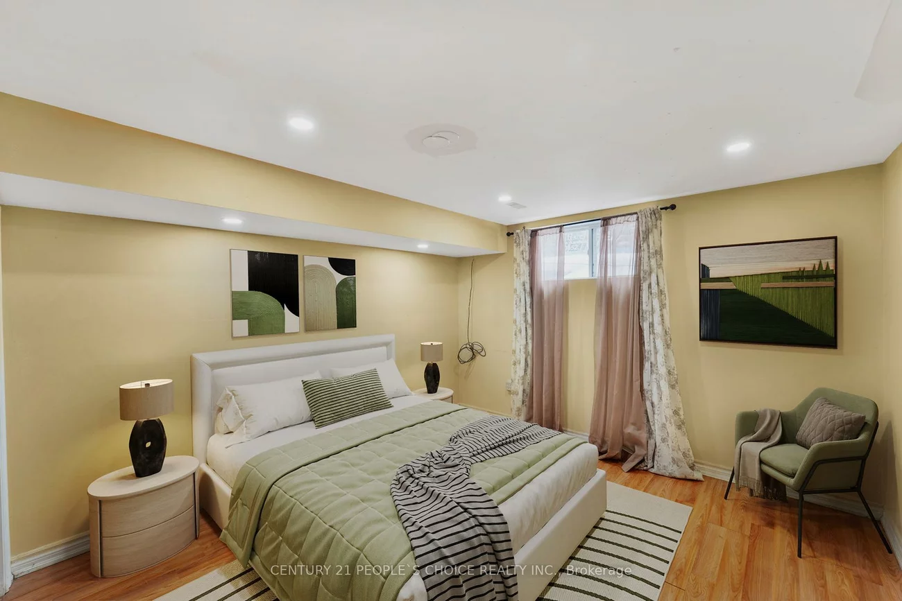 6950, Yonge, Alcona, Innisfil