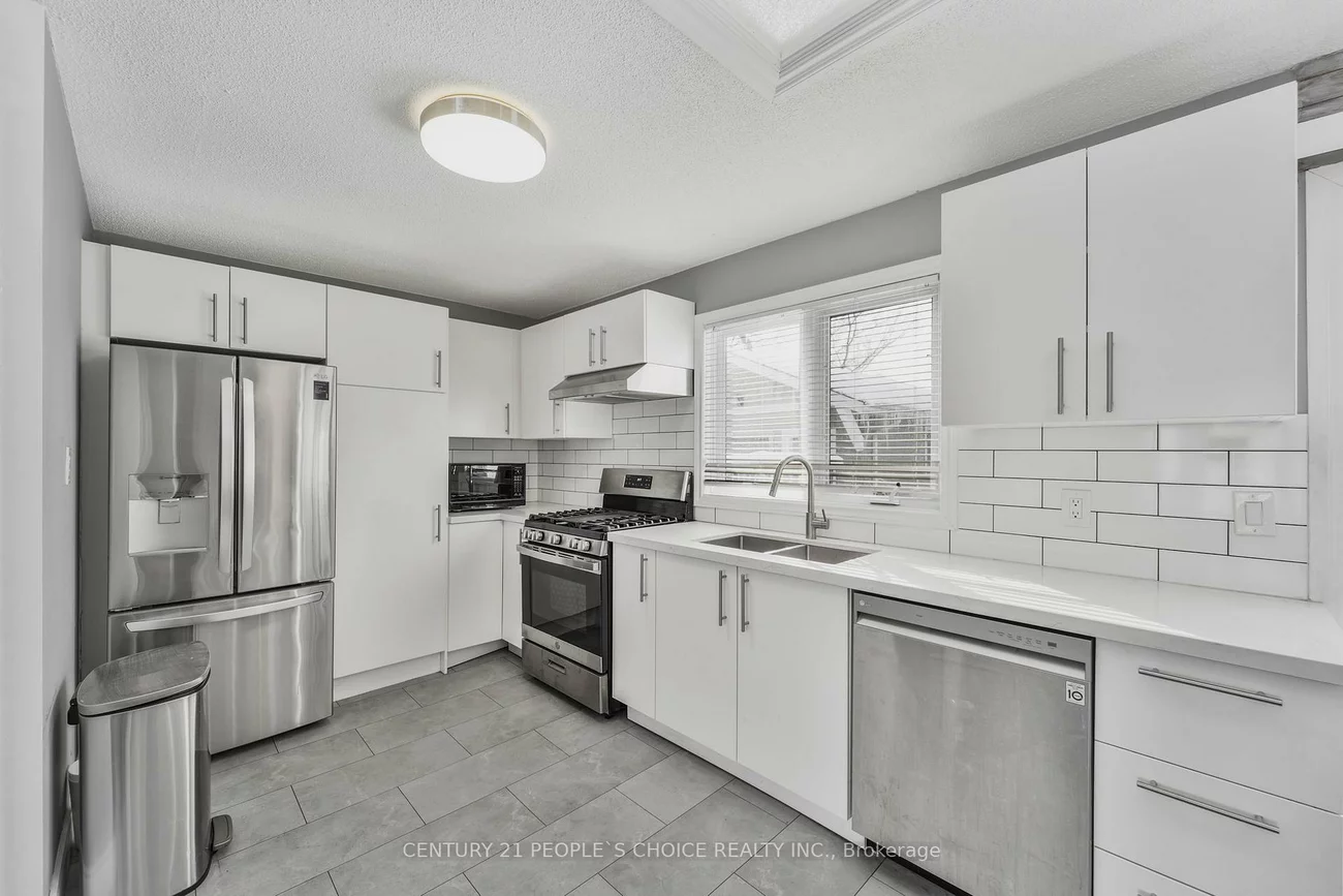 6950, Yonge, Alcona, Innisfil