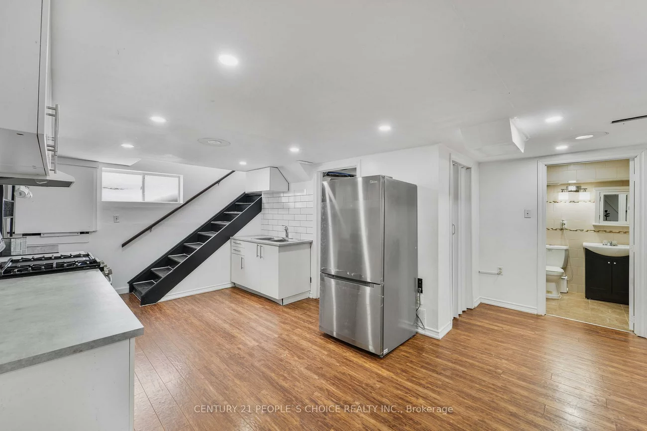 6950, Yonge, Alcona, Innisfil