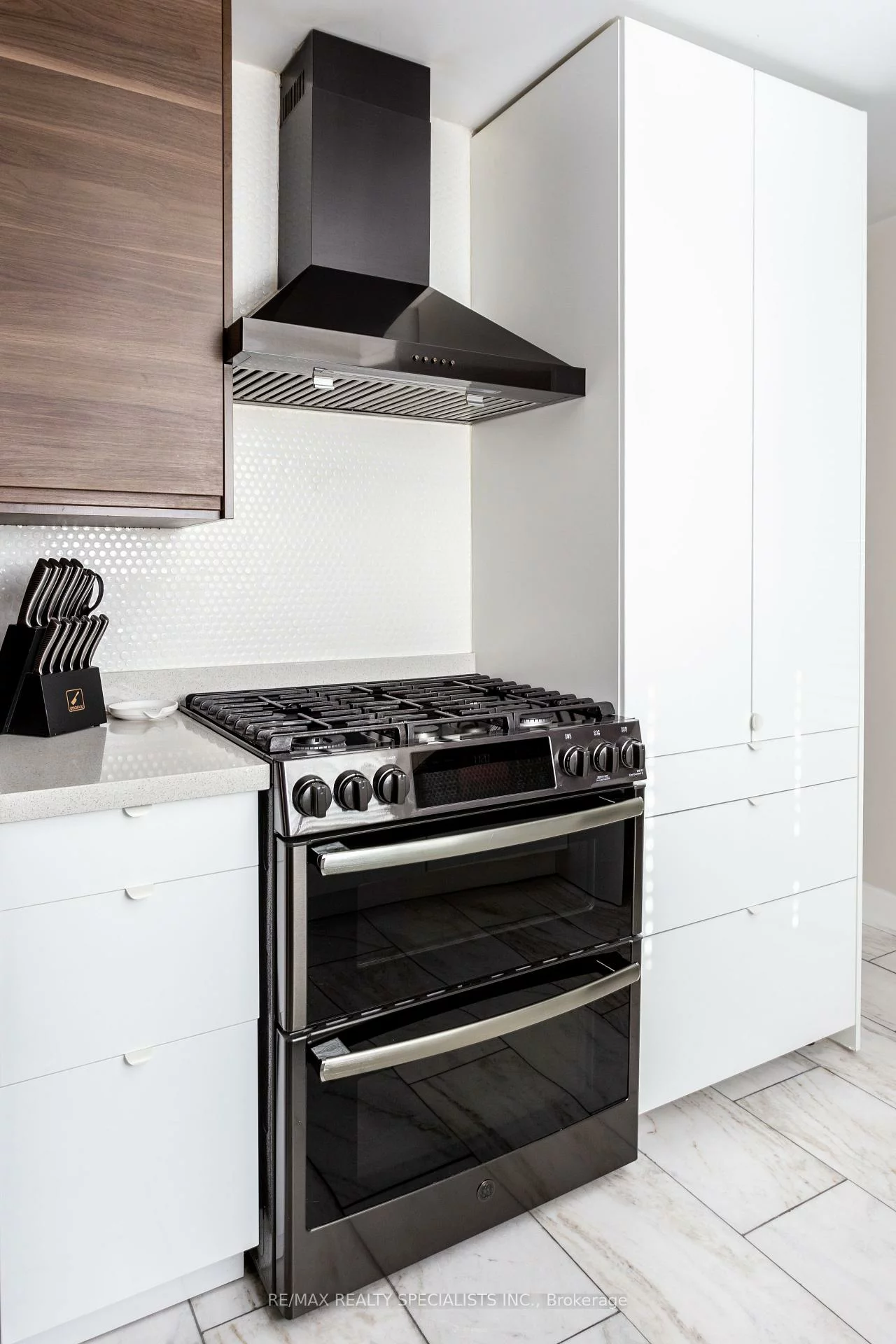 5, East John, Cookstown, Innisfil