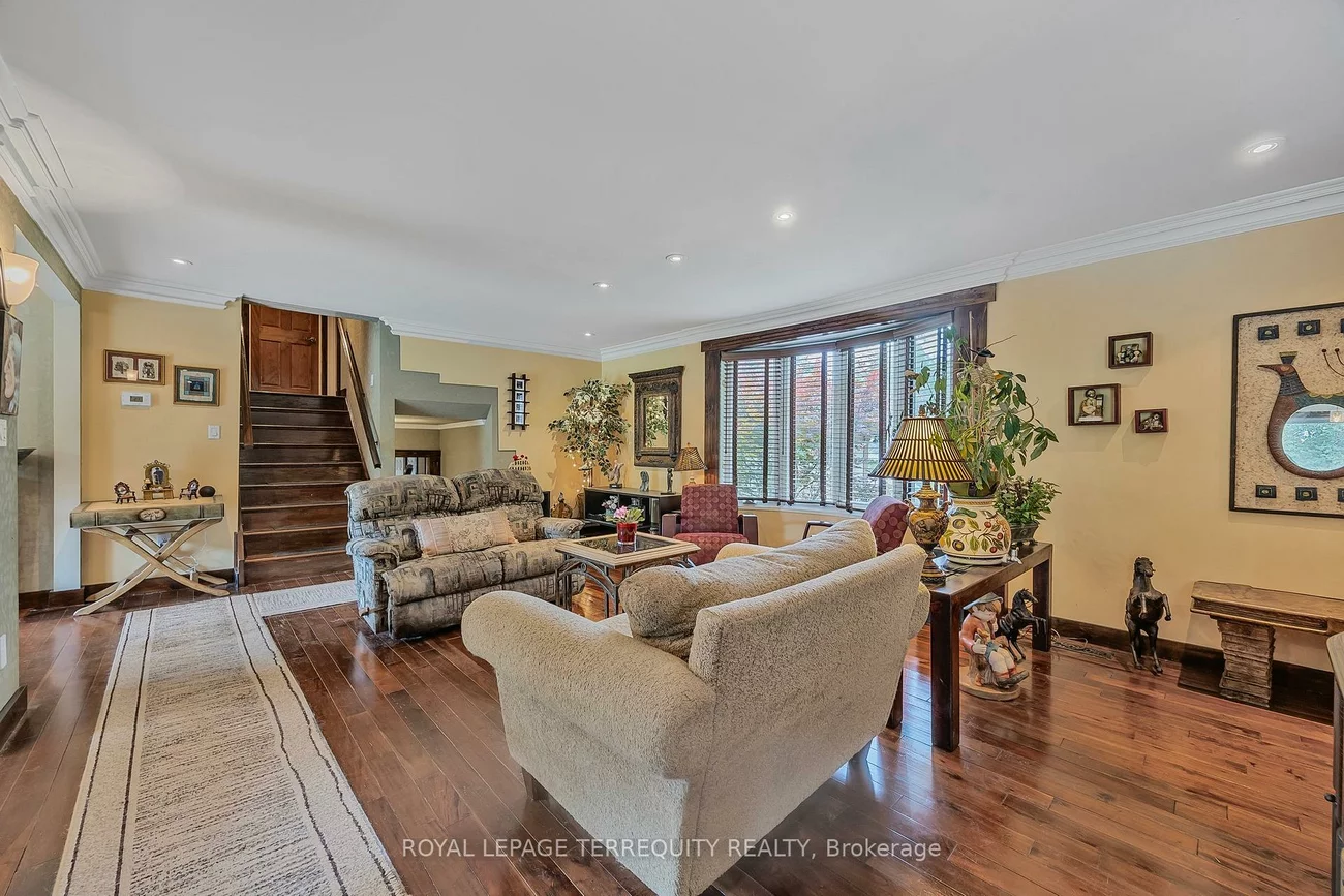 2211, Mildred, Alcona, Innisfil