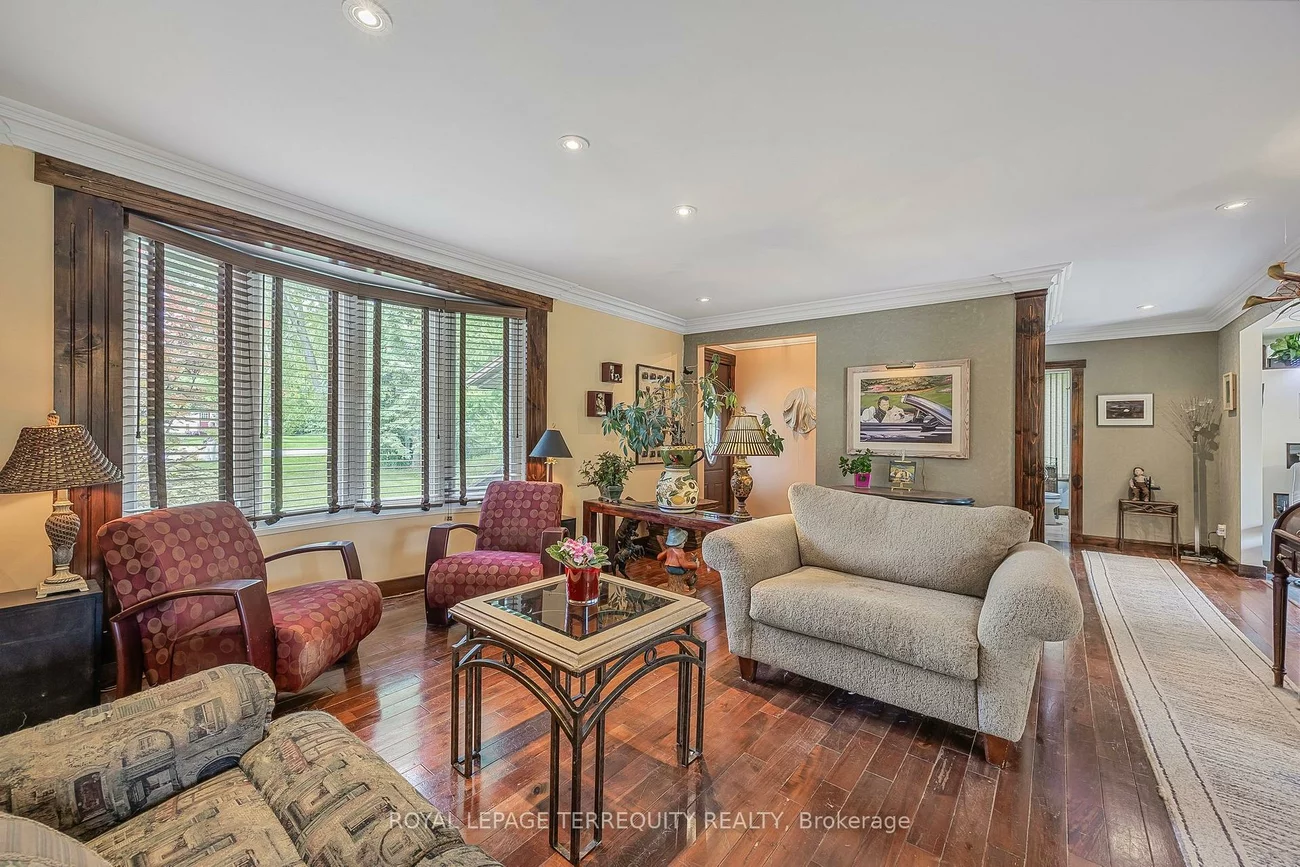 2211, Mildred, Alcona, Innisfil