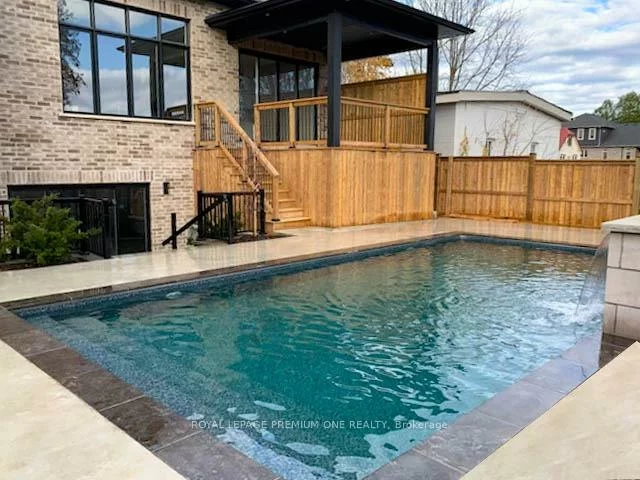 225, Sunnybrae, Stroud, Innisfil