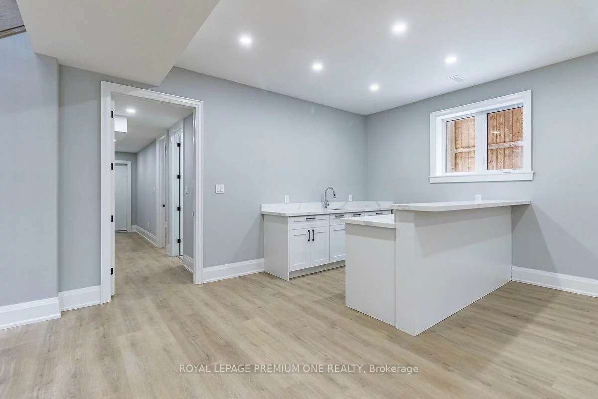 225, Sunnybrae, Stroud, Innisfil