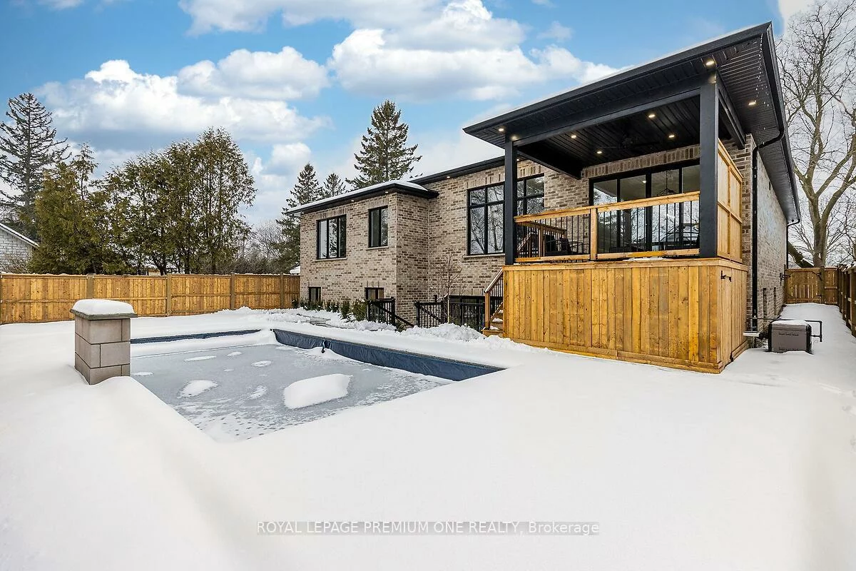 225, Sunnybrae, Stroud, Innisfil