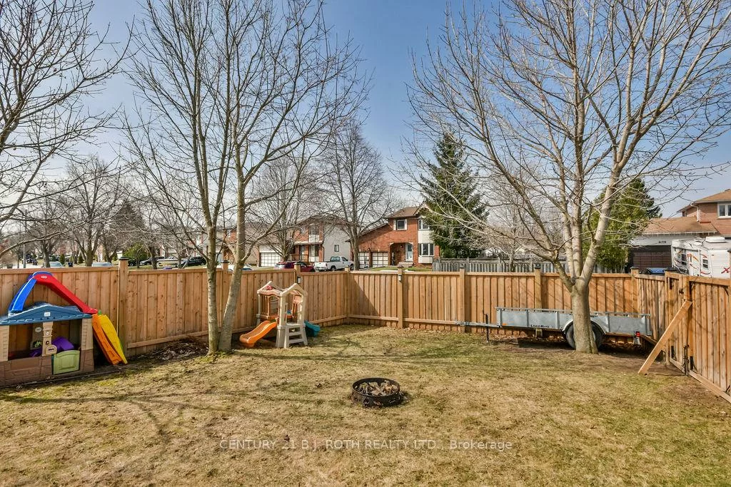 695, Candaras, Alcona, Innisfil