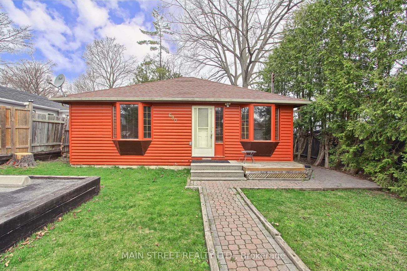 690, Hastings, Alcona, Innisfil