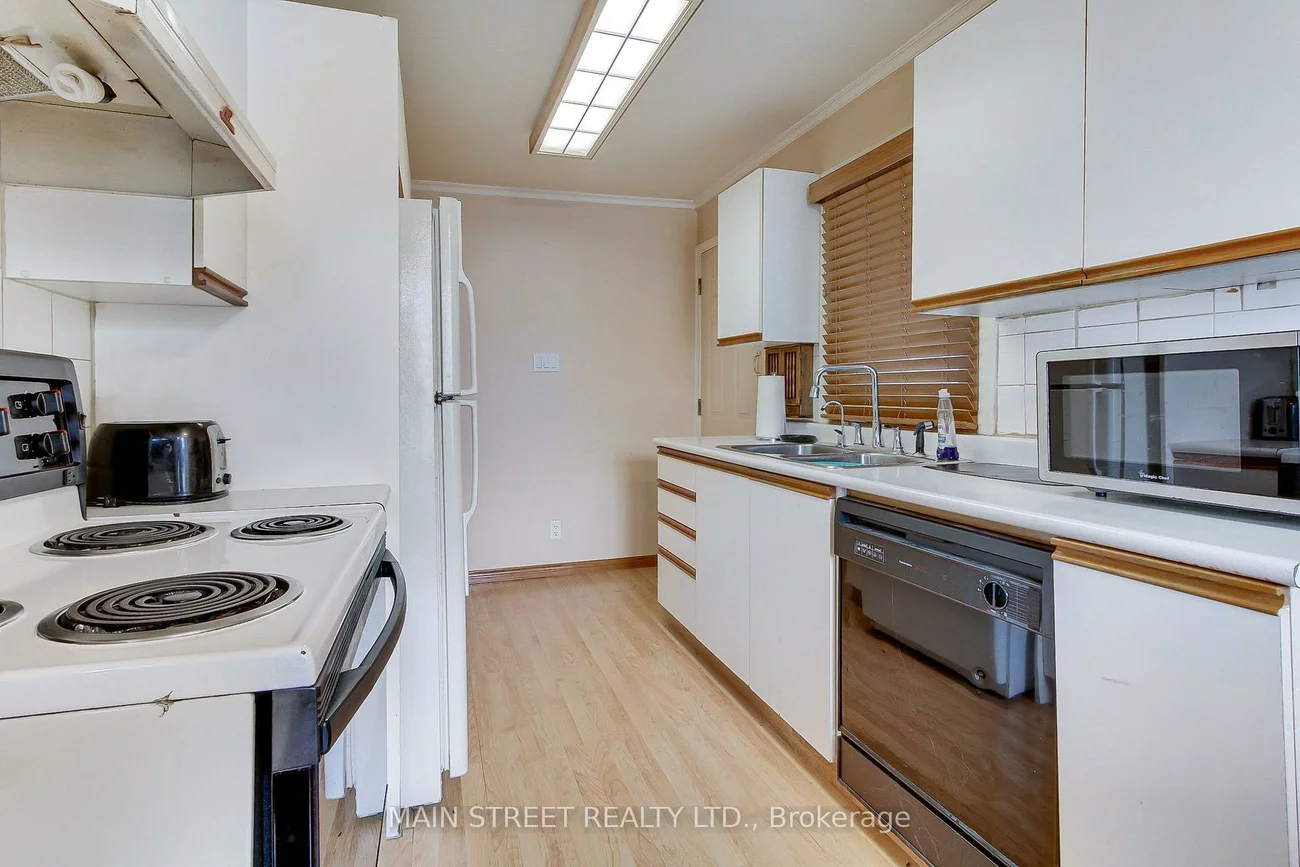 690, Hastings, Alcona, Innisfil
