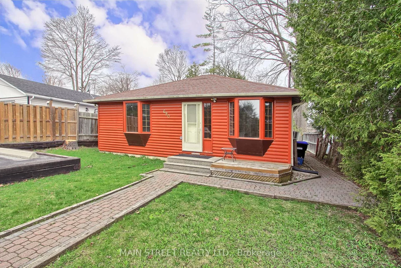 690, Hastings, Alcona, Innisfil
