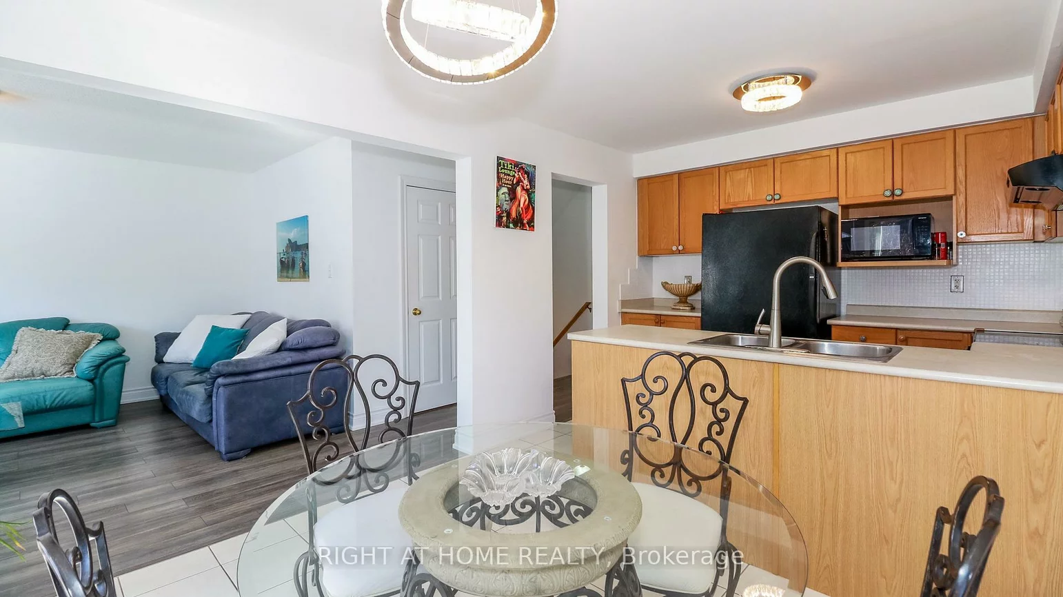 2072, Wilson, Alcona, Innisfil
