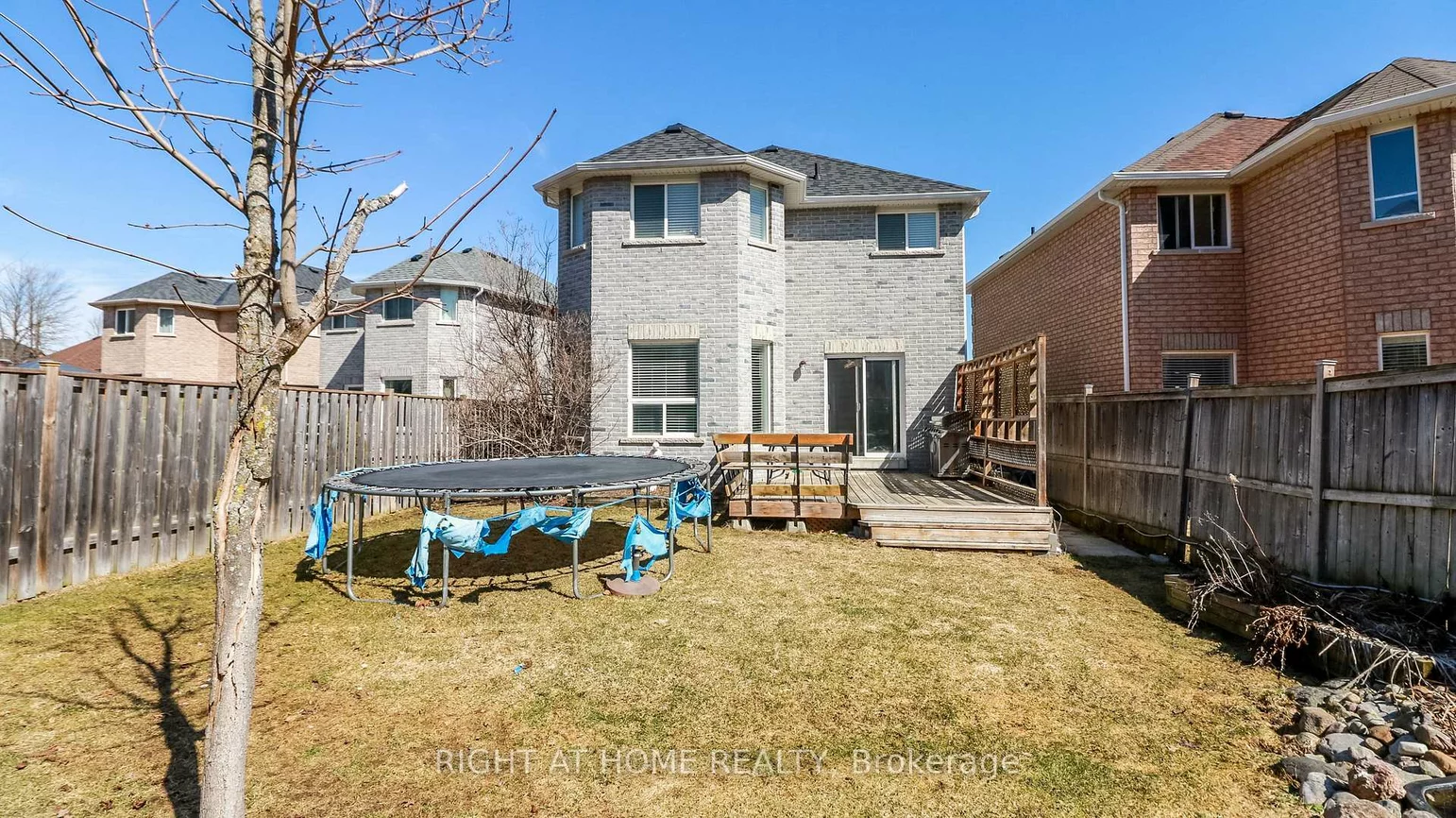 2072, Wilson, Alcona, Innisfil