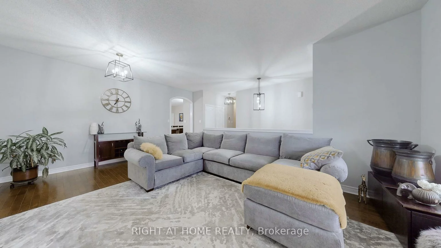 2029, Jans, Alcona, Innisfil