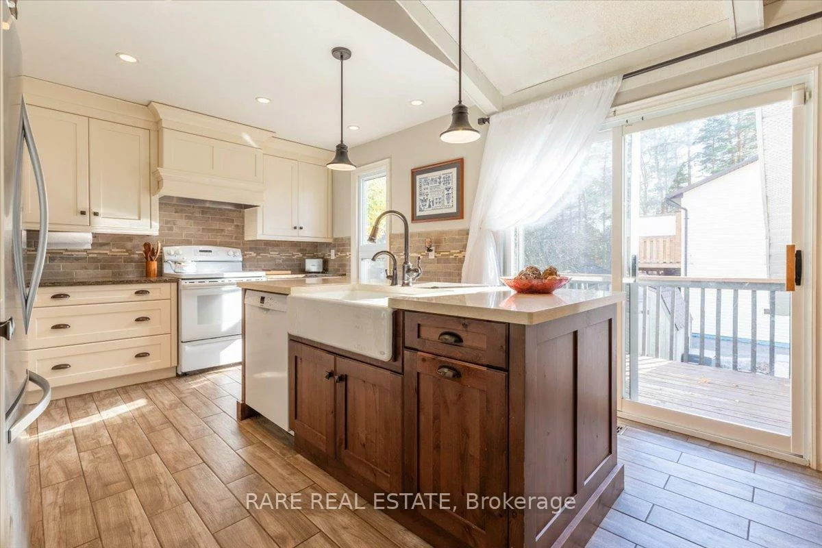 2263, 25th, Alcona, Innisfil