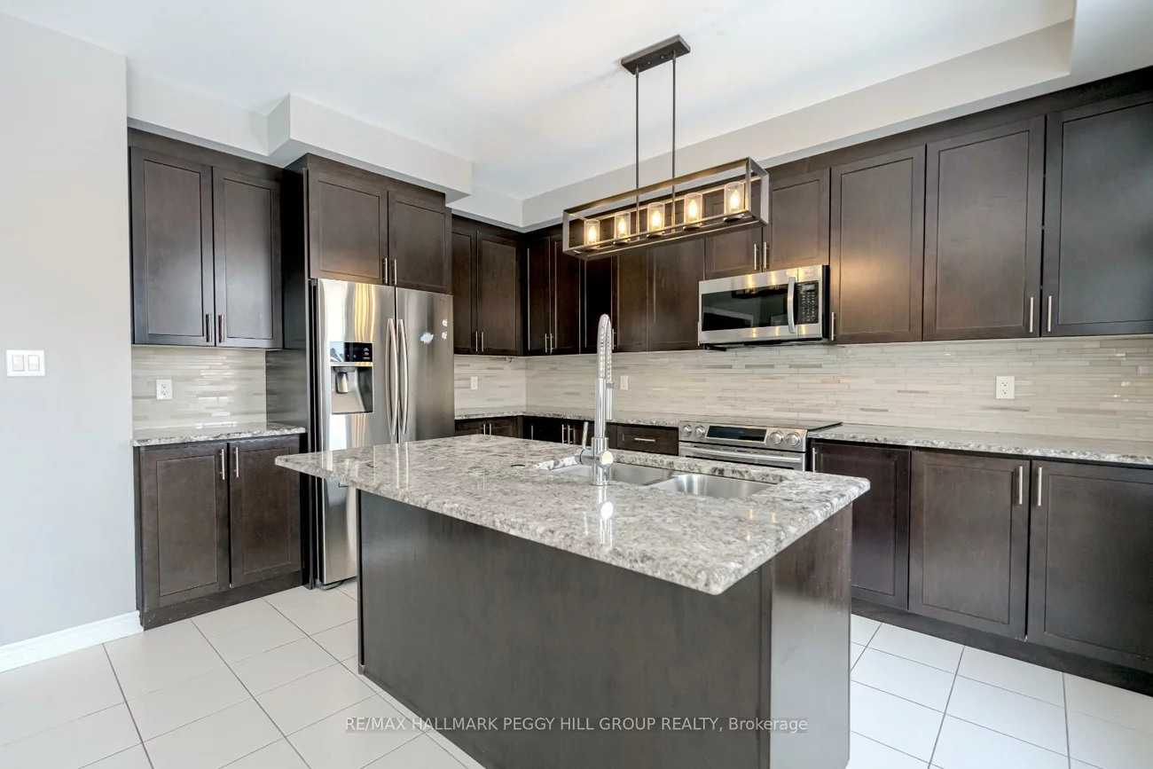 878, Green, Lefroy, Innisfil