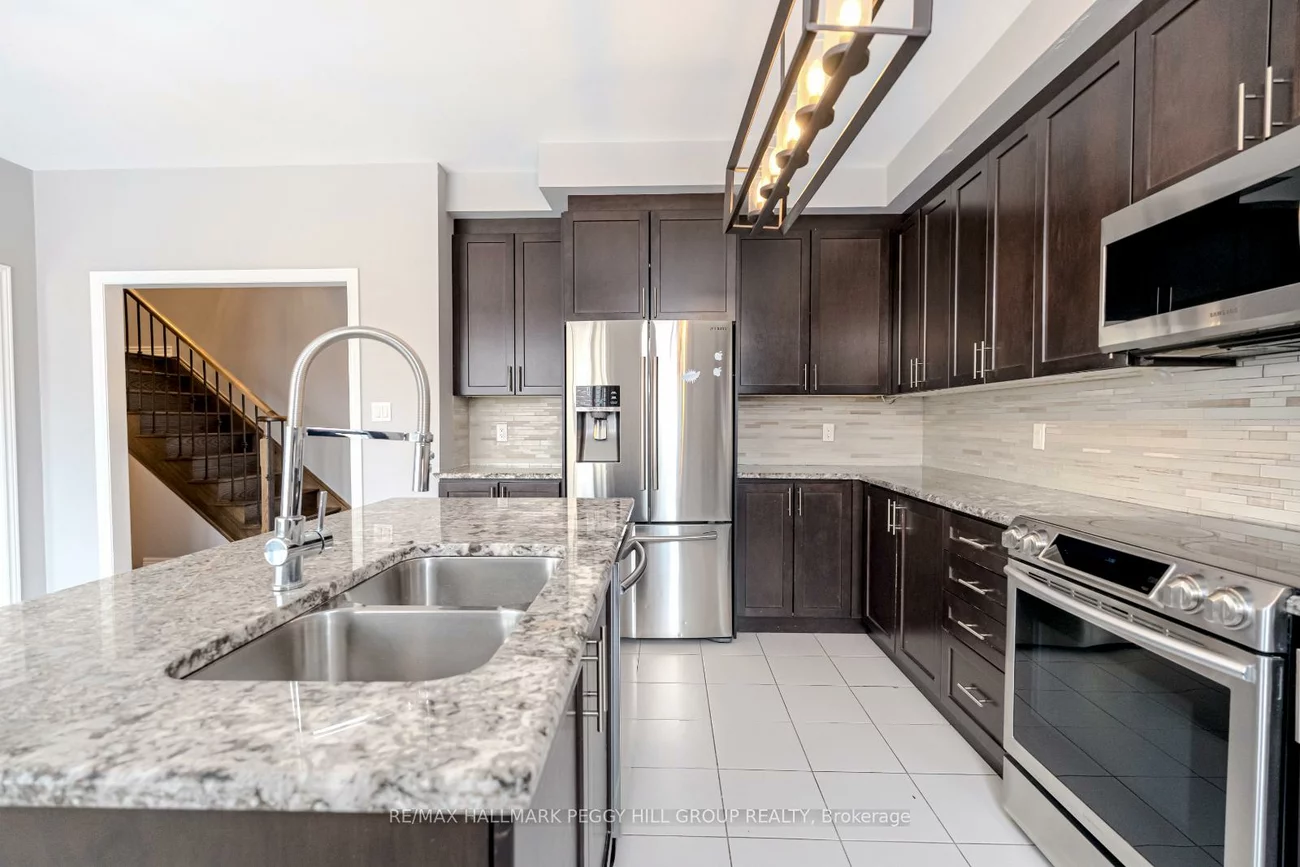 878, Green, Lefroy, Innisfil