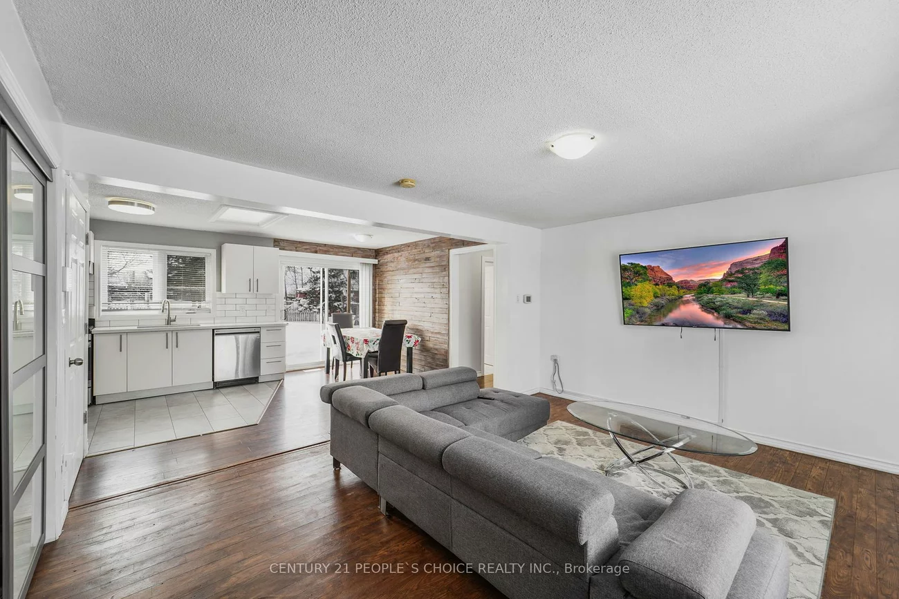 6950, Yonge, Alcona, Innisfil