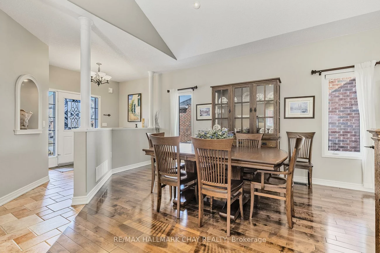 1143, Booth, Alcona, Innisfil