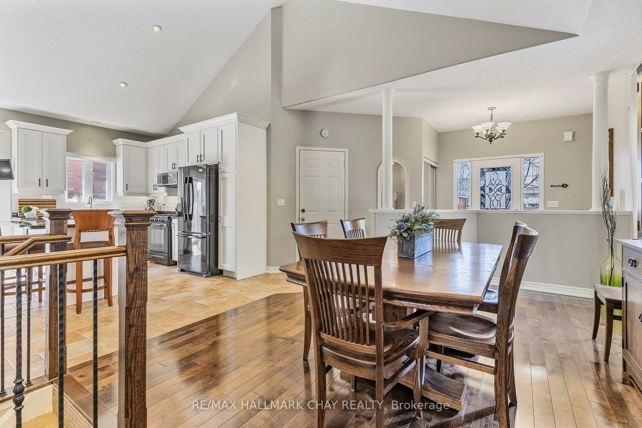 1143, Booth, Alcona, Innisfil