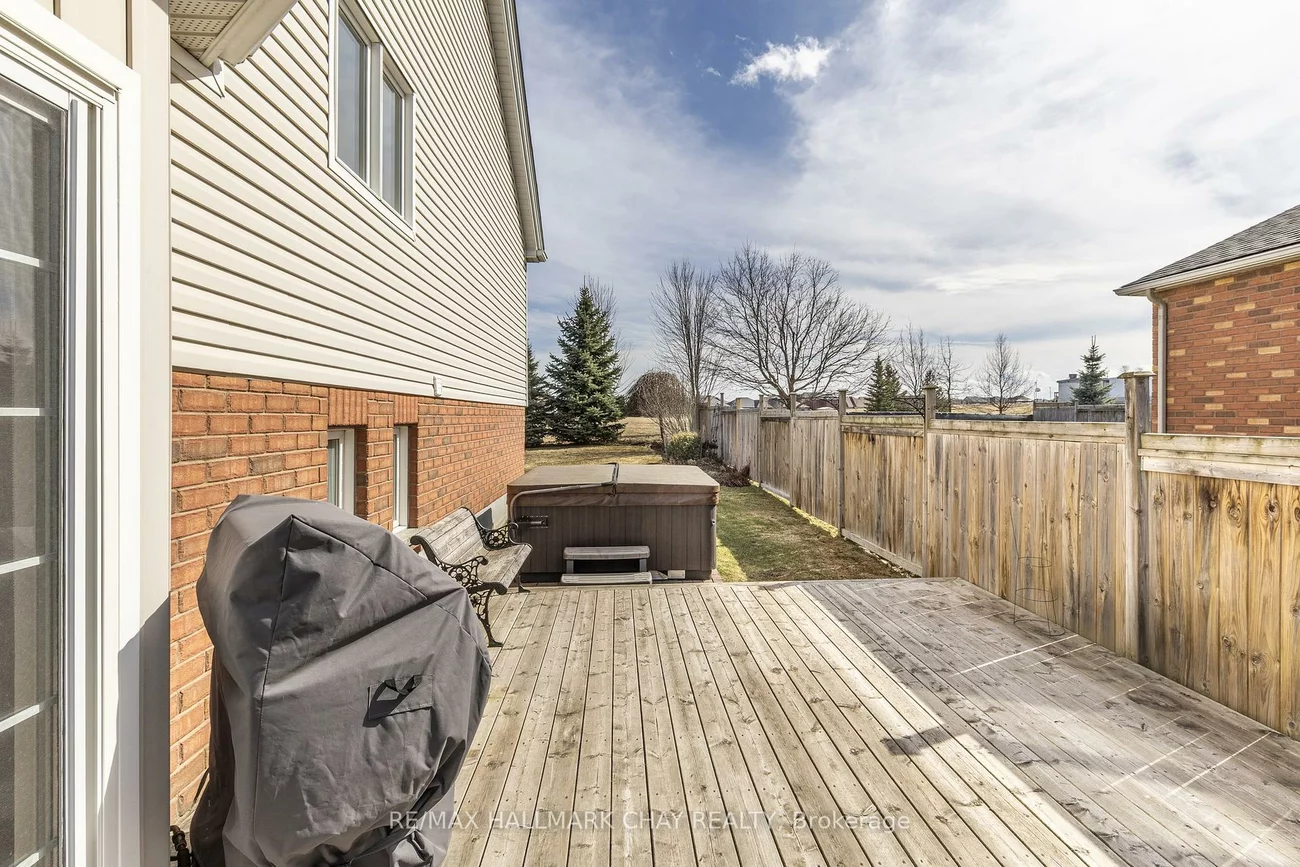 1143, Booth, Alcona, Innisfil
