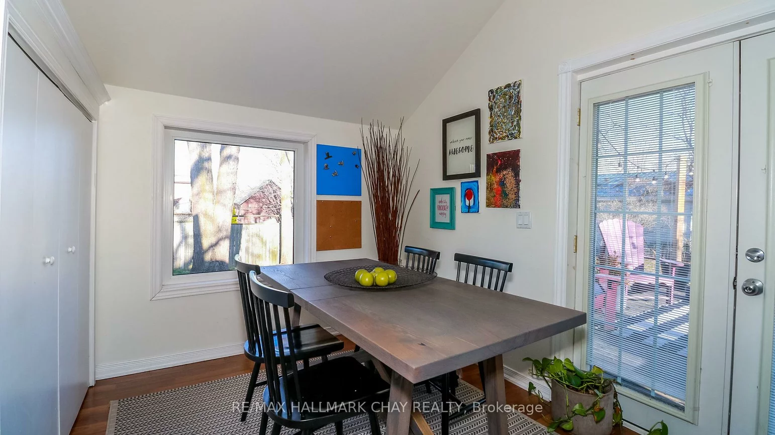 2223, Victoria, Stroud, Innisfil