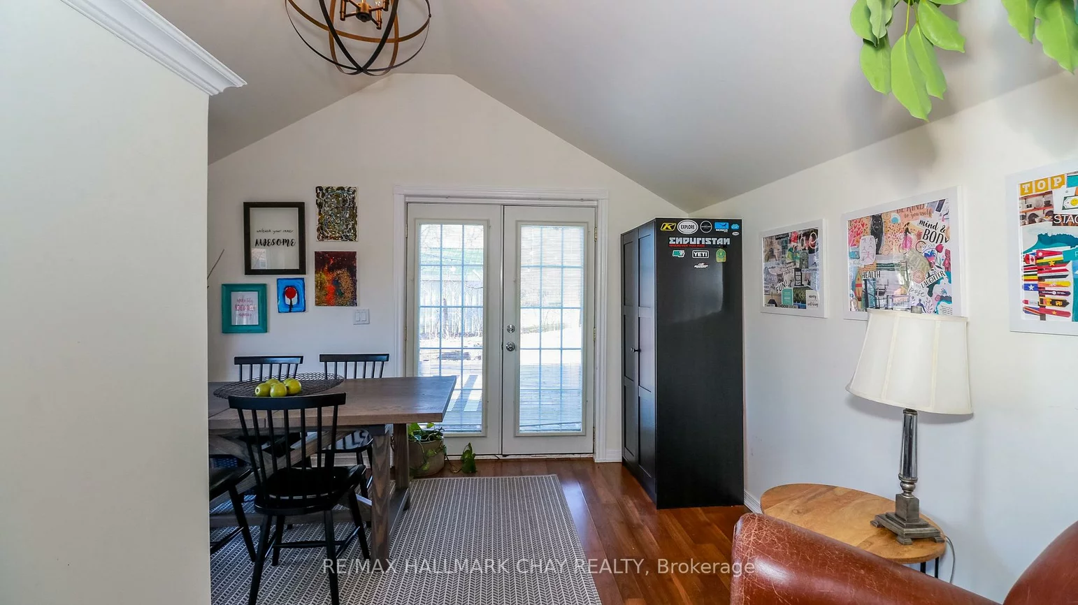 2223, Victoria, Stroud, Innisfil