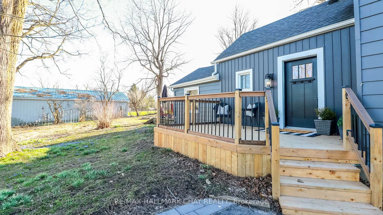2223, Victoria, Stroud, Innisfil