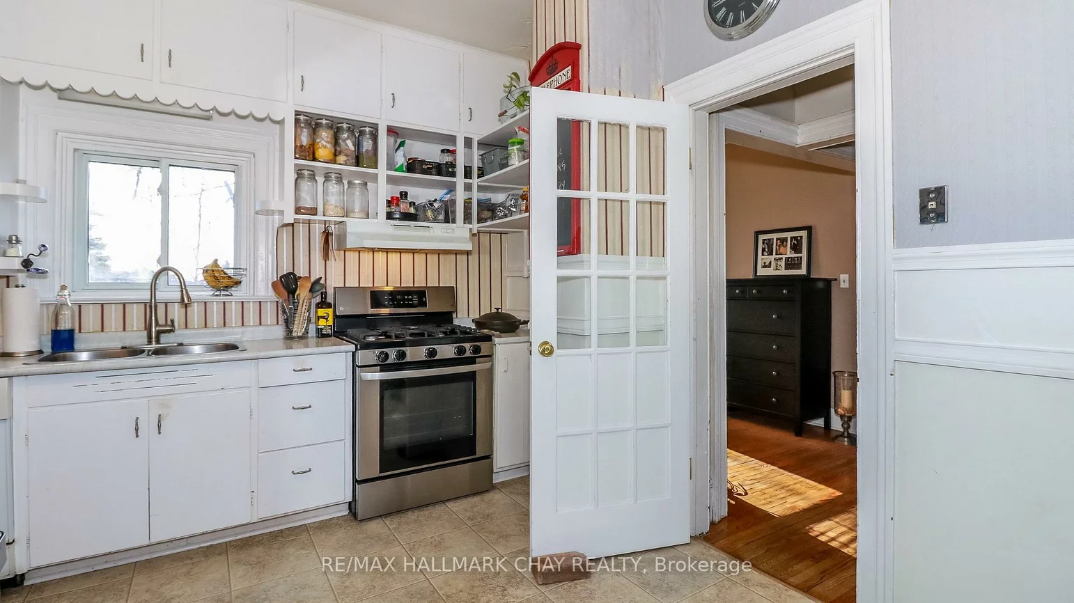 2223, Victoria, Stroud, Innisfil