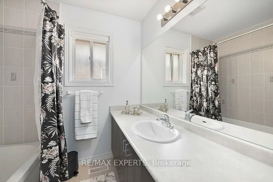 2104, Galloway, Alcona, Innisfil