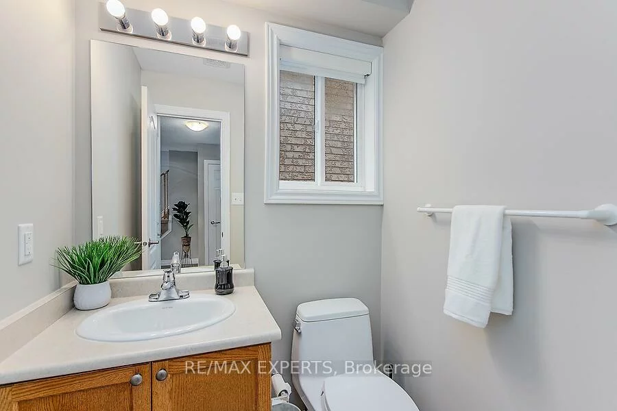 2104, Galloway, Alcona, Innisfil