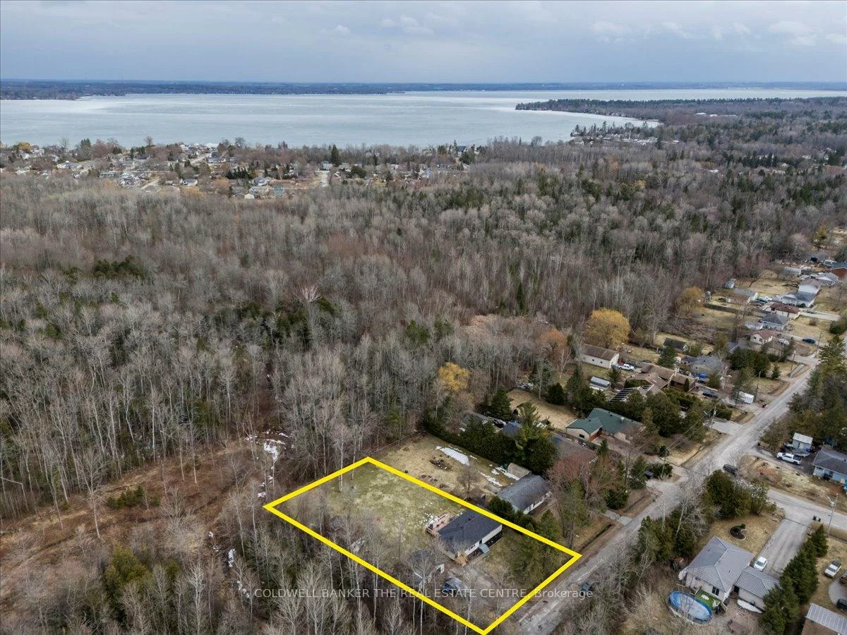 1121, Ferrier, Lefroy, Innisfil