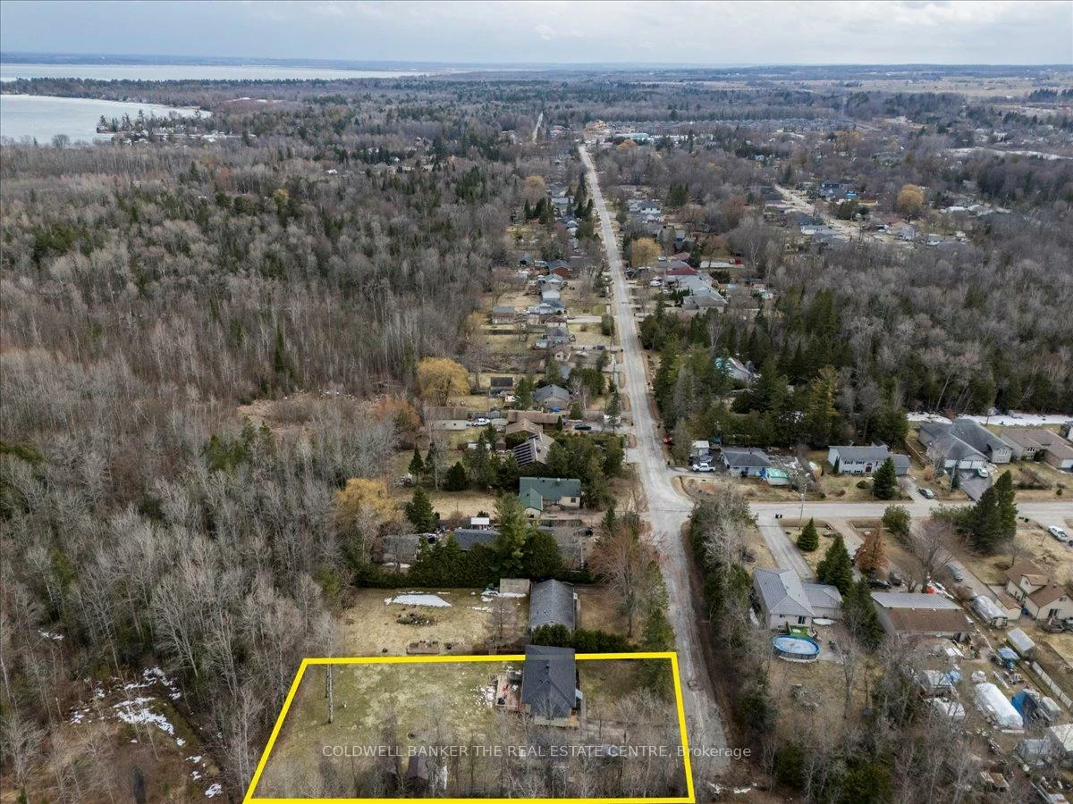 1121, Ferrier, Lefroy, Innisfil