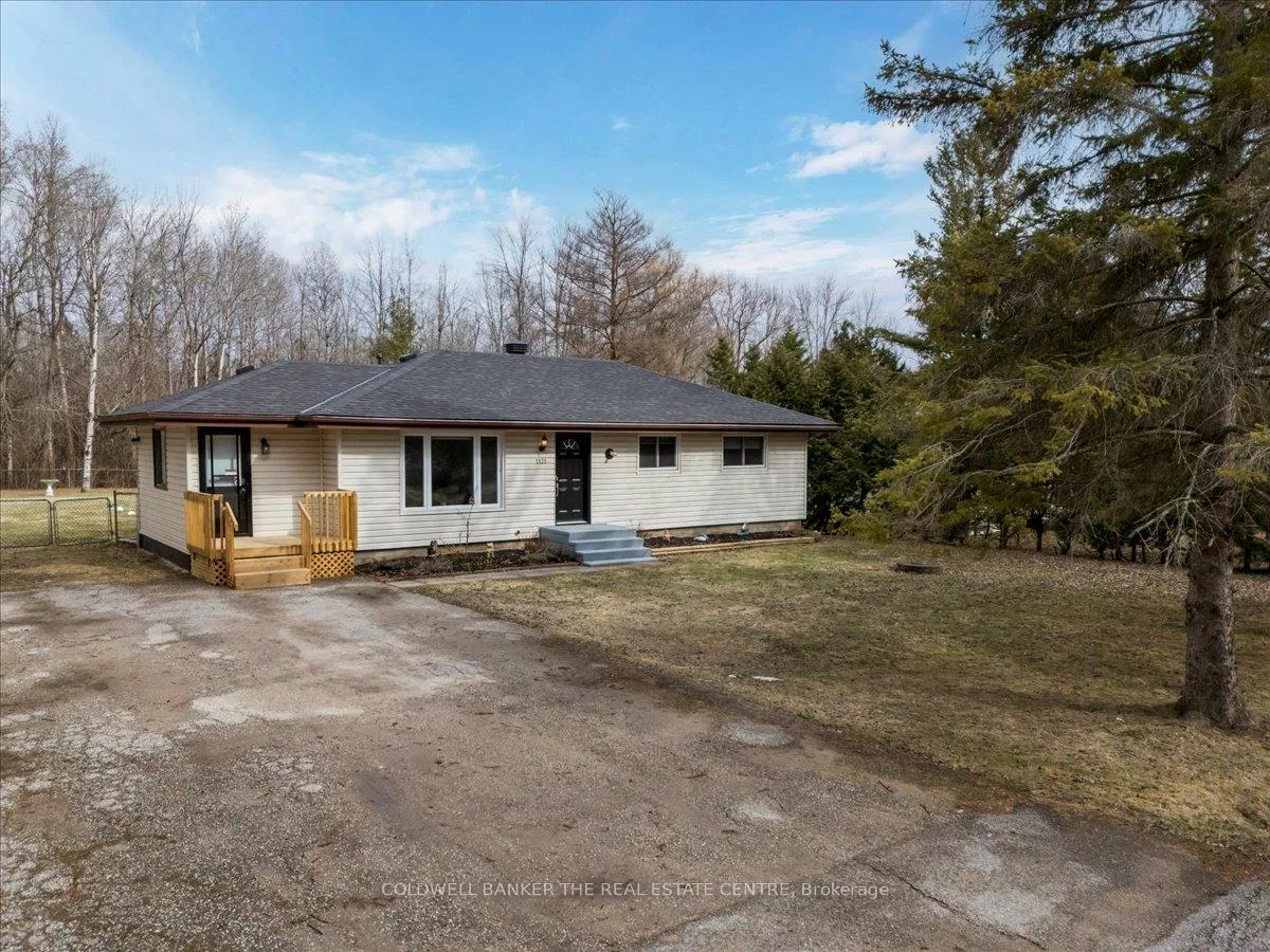 1121, Ferrier, Lefroy, Innisfil