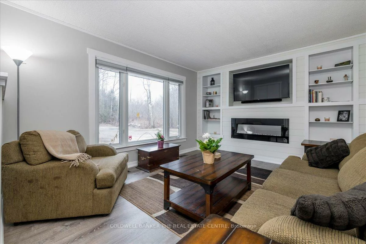 1121, Ferrier, Lefroy, Innisfil