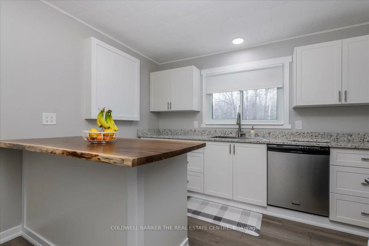 1121, Ferrier, Lefroy, Innisfil