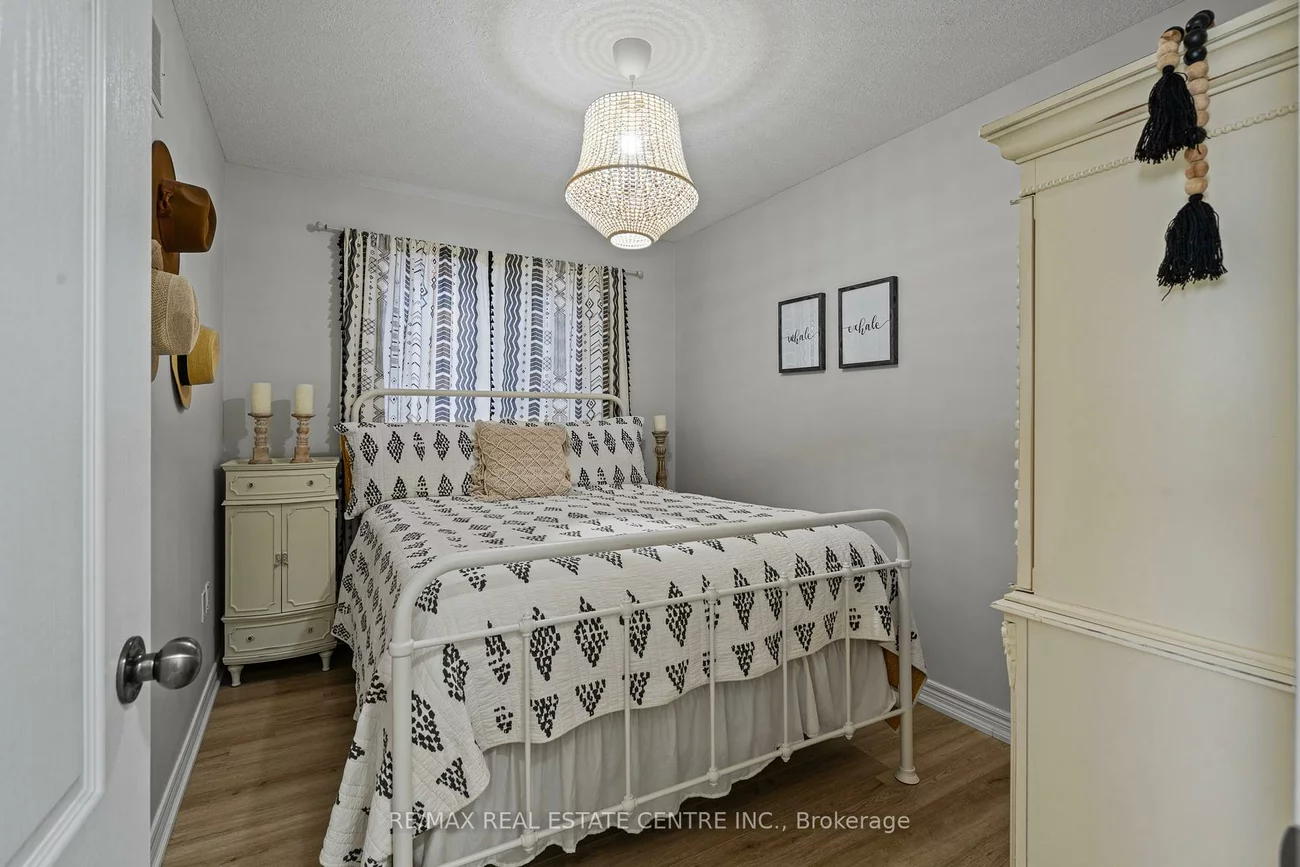 1841, Lamstone, Alcona, Innisfil
