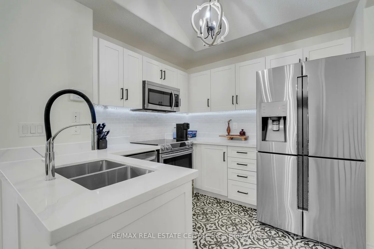 1841, Lamstone, Alcona, Innisfil