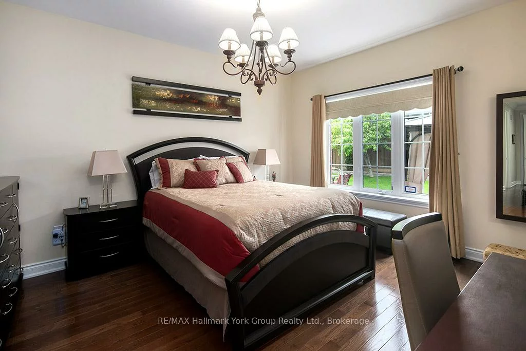 1166, Gina, Alcona, Innisfil