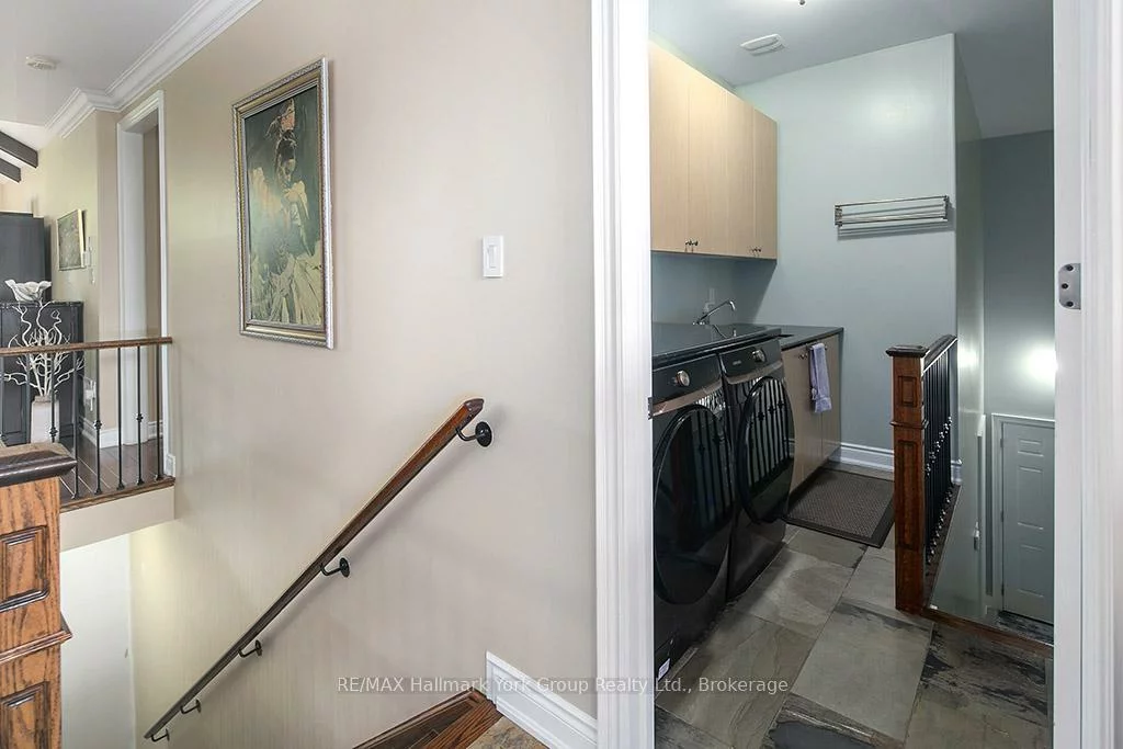 1166, Gina, Alcona, Innisfil