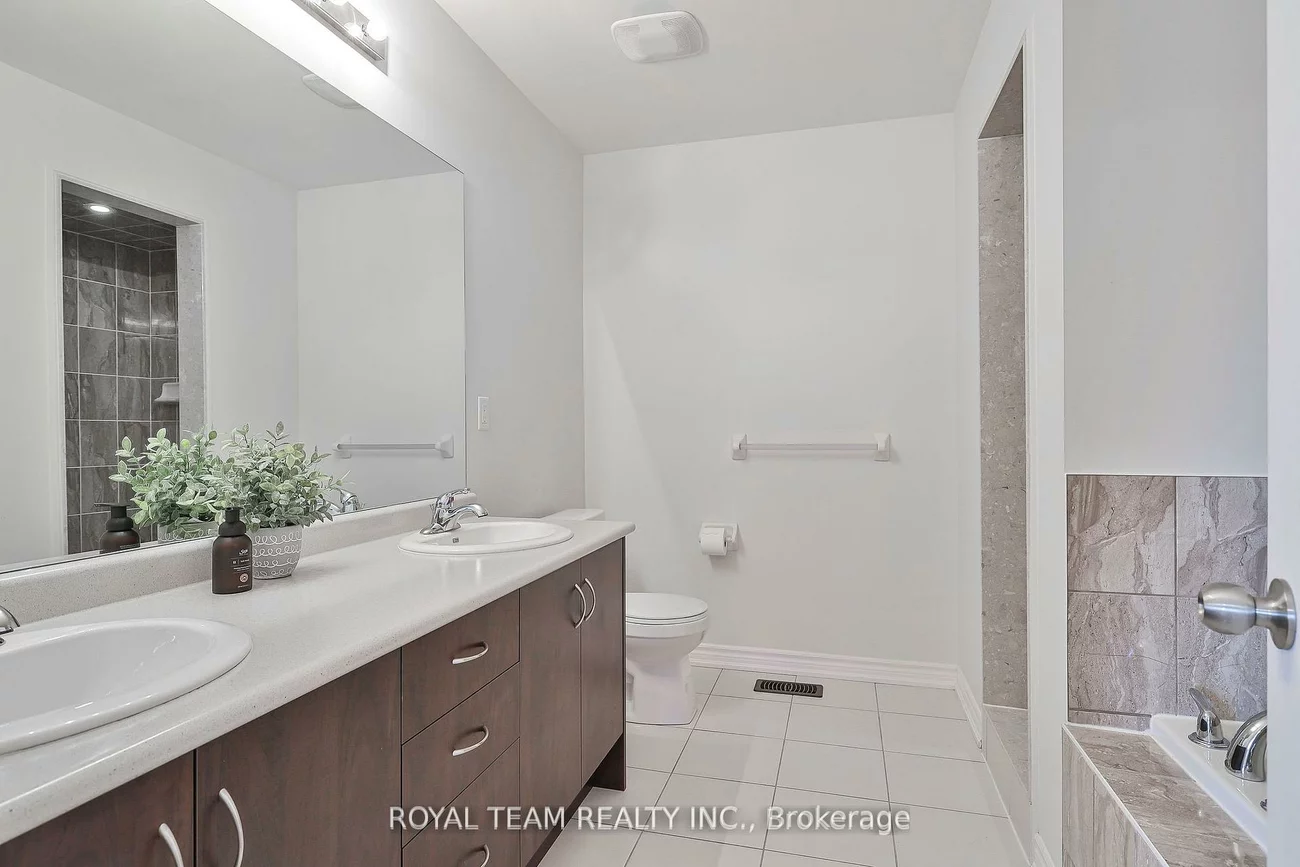 1246, Peelar, Lefroy, Innisfil