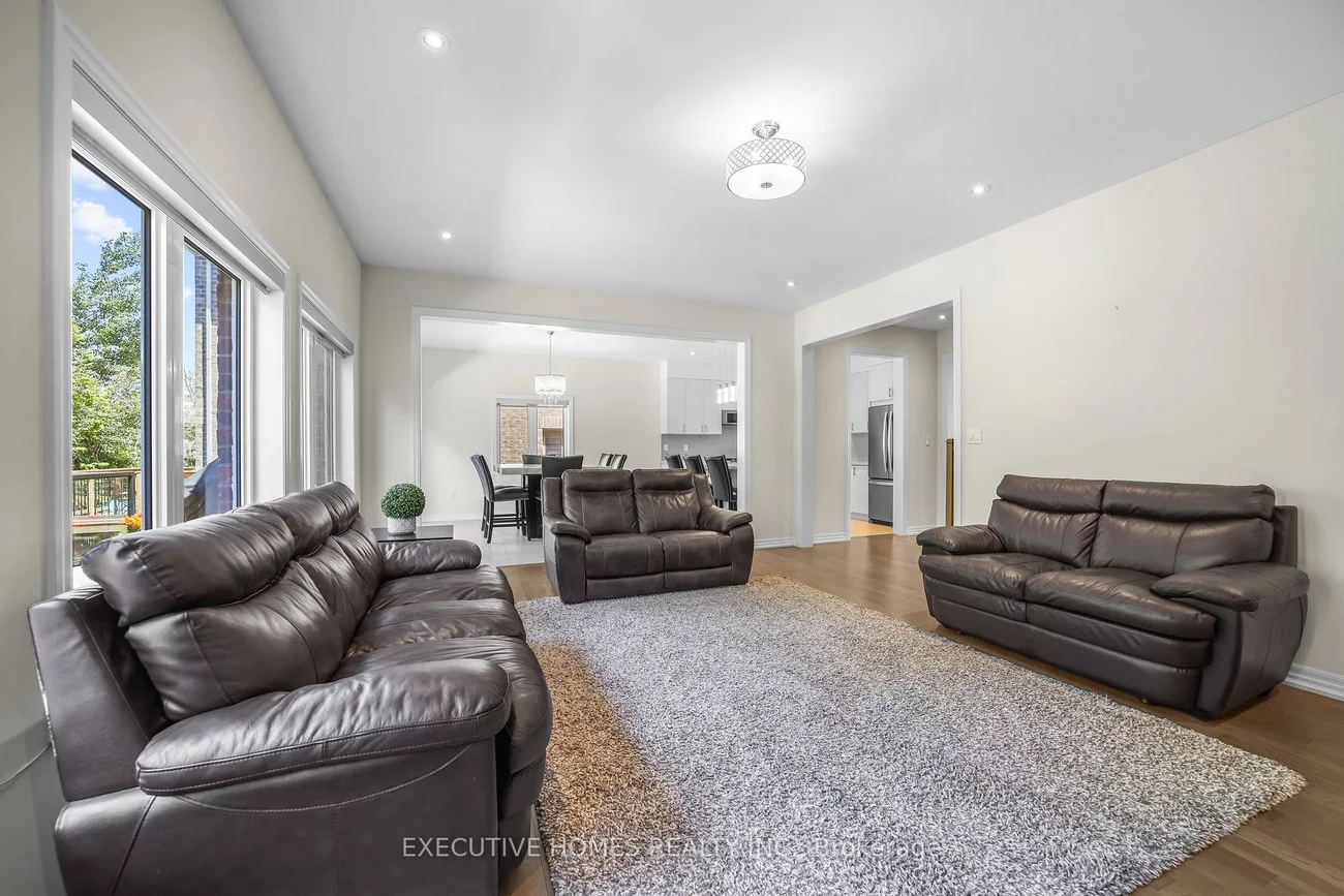1743, Emberton, Alcona, Innisfil