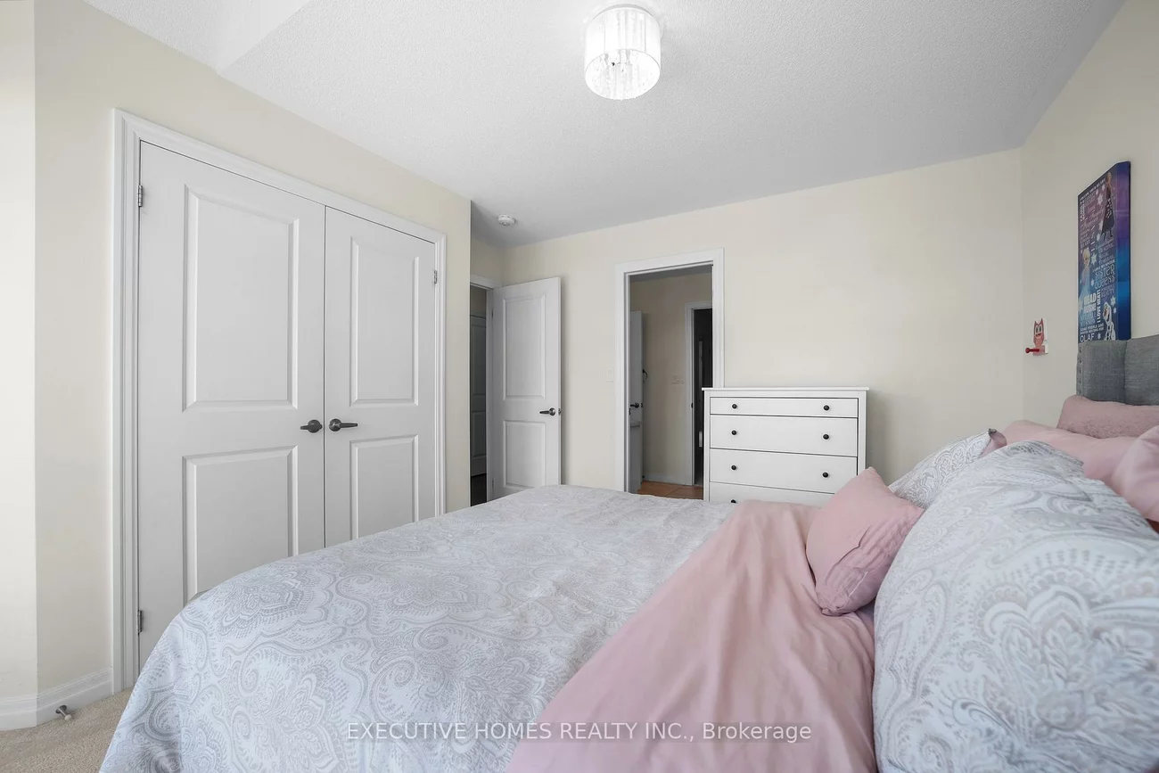 1743, Emberton, Alcona, Innisfil