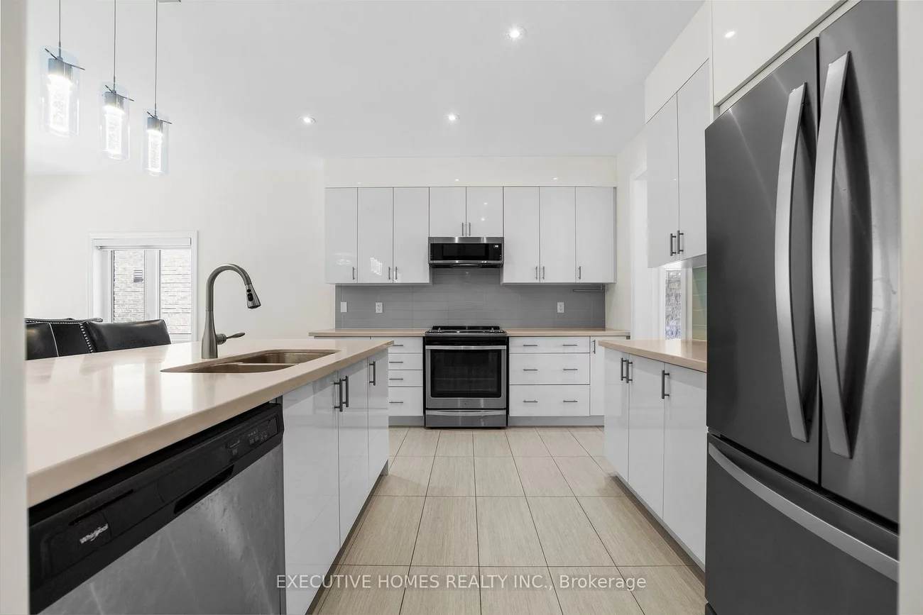 1743, Emberton, Alcona, Innisfil