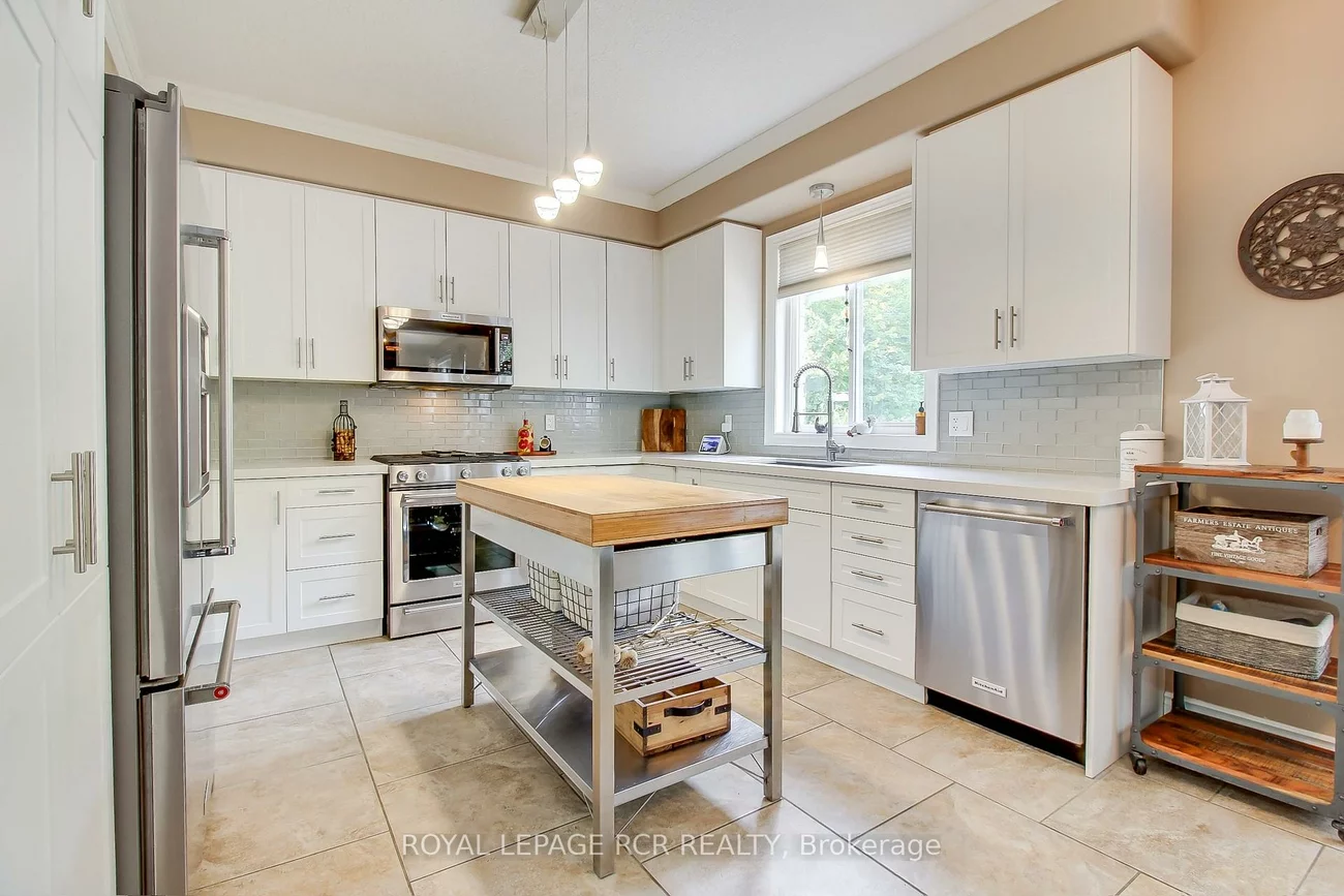 1047, Nantyr, Alcona, Innisfil