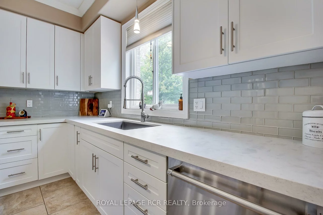 1047, Nantyr, Alcona, Innisfil