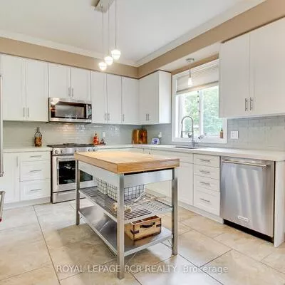 1047, Nantyr, Alcona, Innisfil