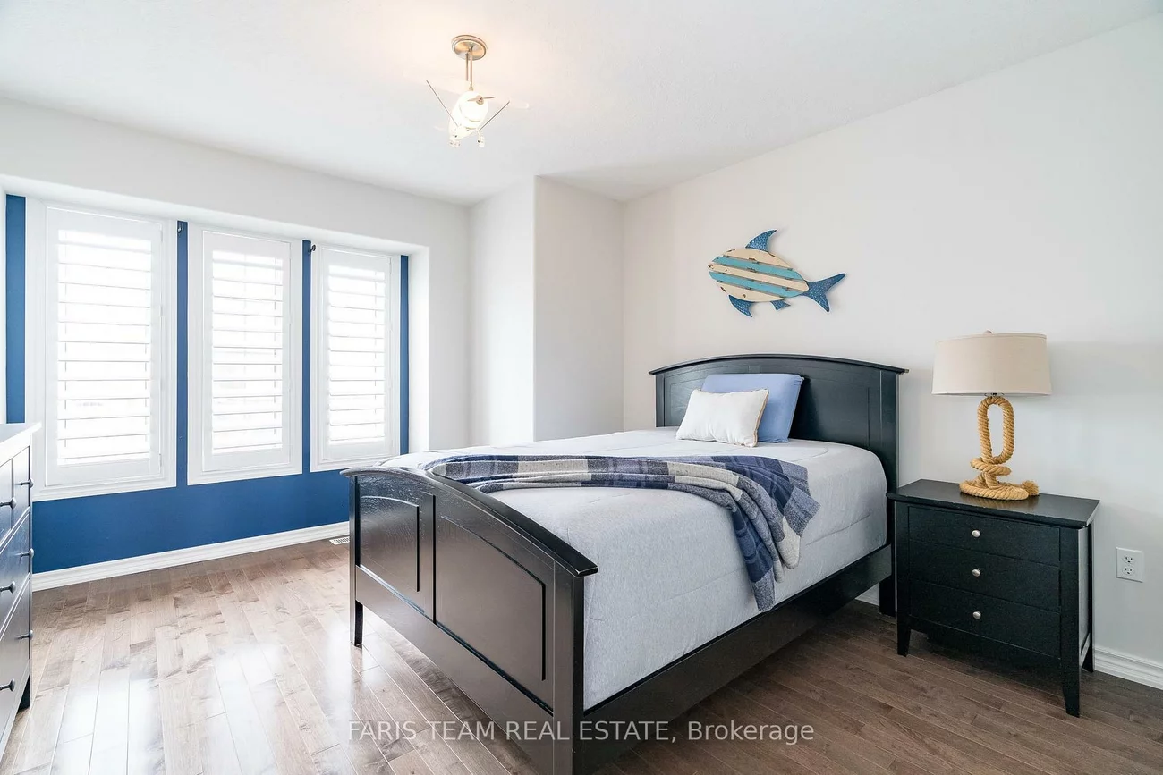 907, Booth, Alcona, Innisfil