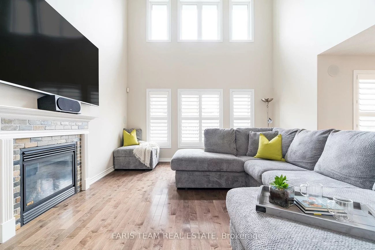 907, Booth, Alcona, Innisfil