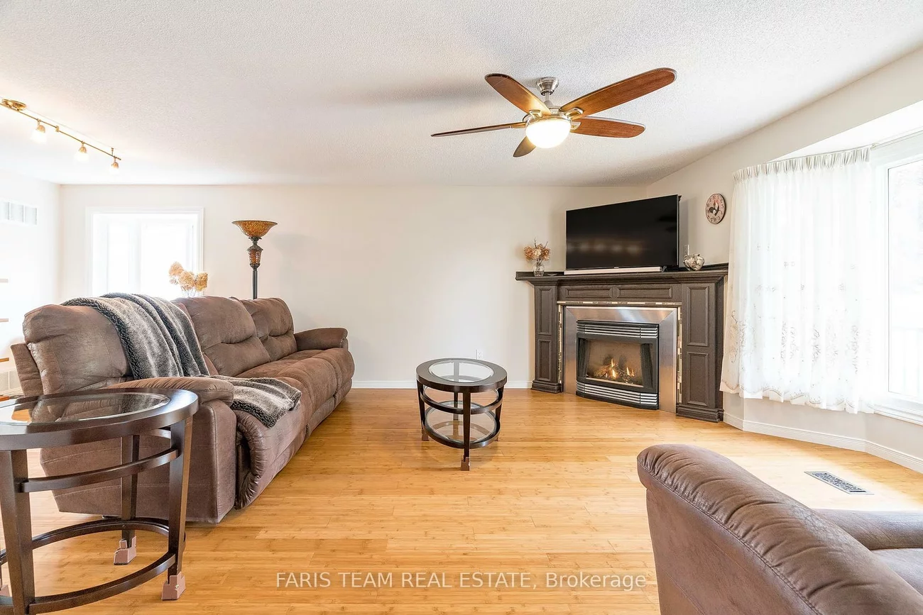 79, Corner Brook, Rural Innisfil, Innisfil