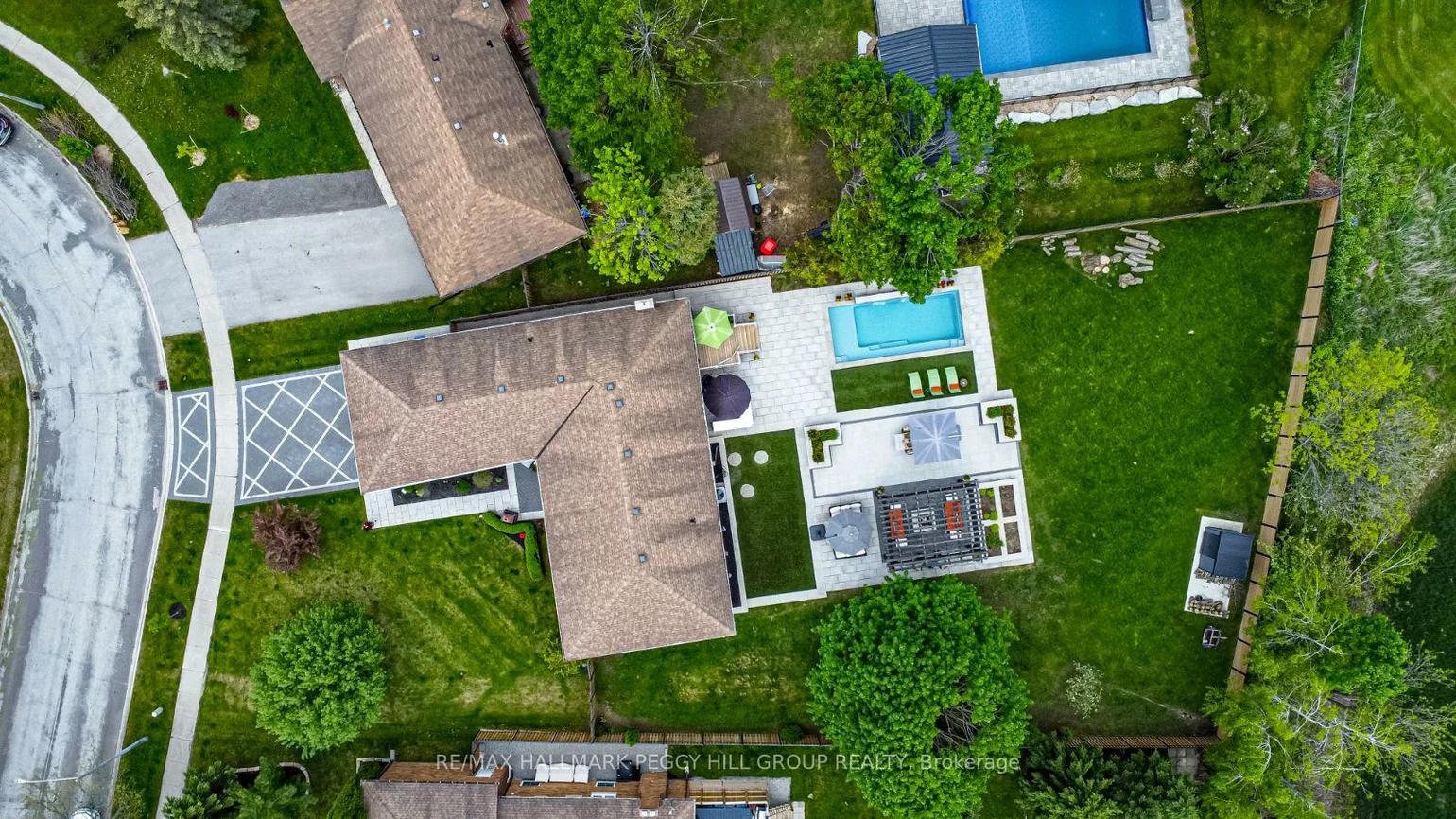 2076, Chantler, Stroud, Innisfil