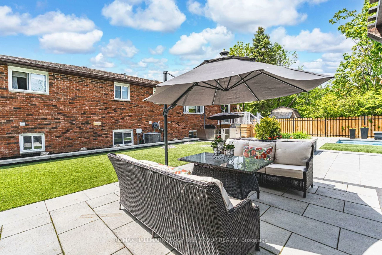 2076, Chantler, Stroud, Innisfil
